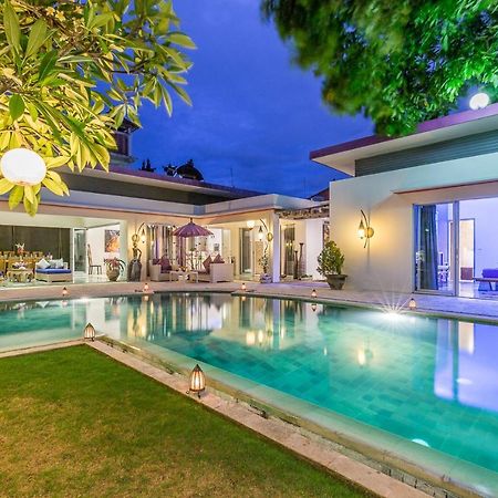 Villa Purple Legian Exteriér fotografie