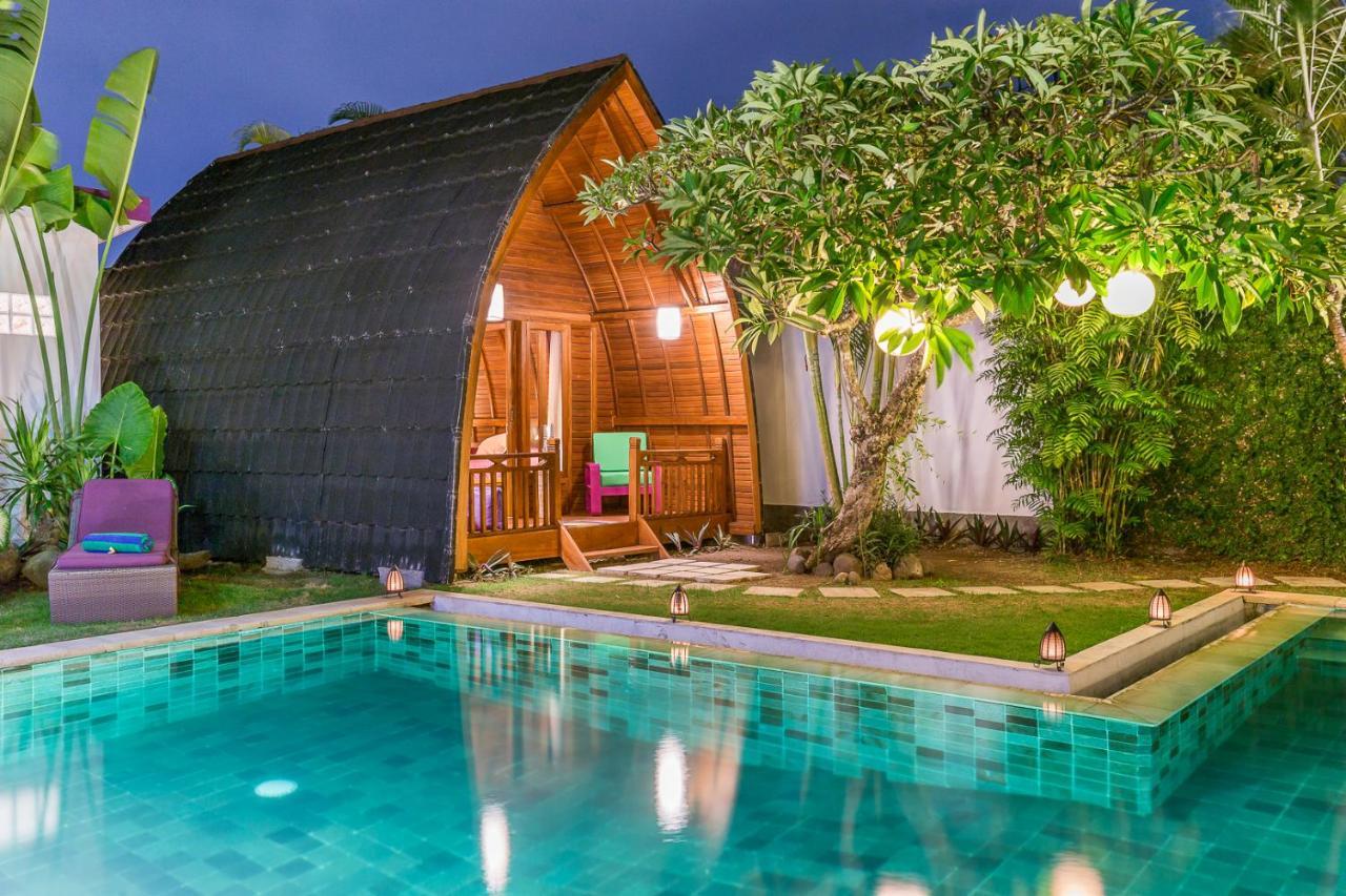 Villa Purple Legian Exteriér fotografie